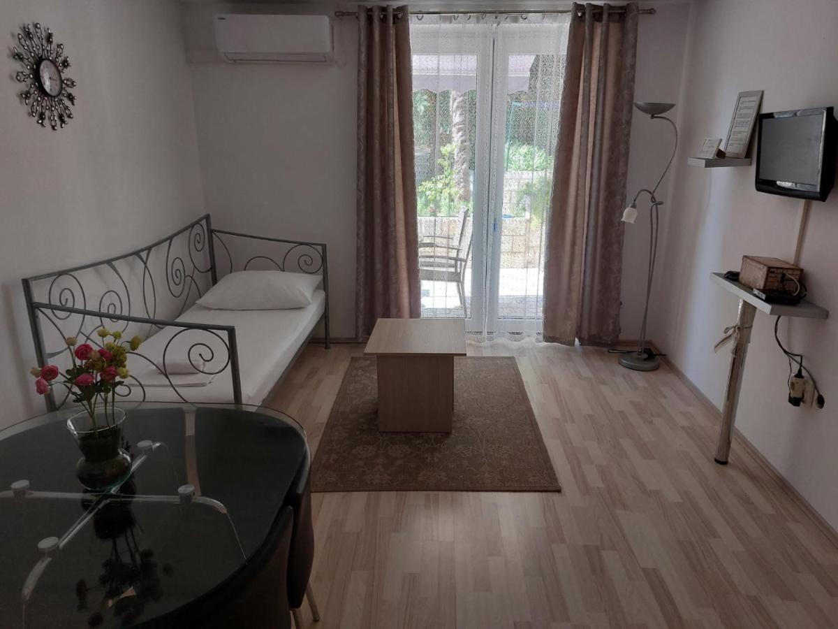 Ab Batala Apartman *
